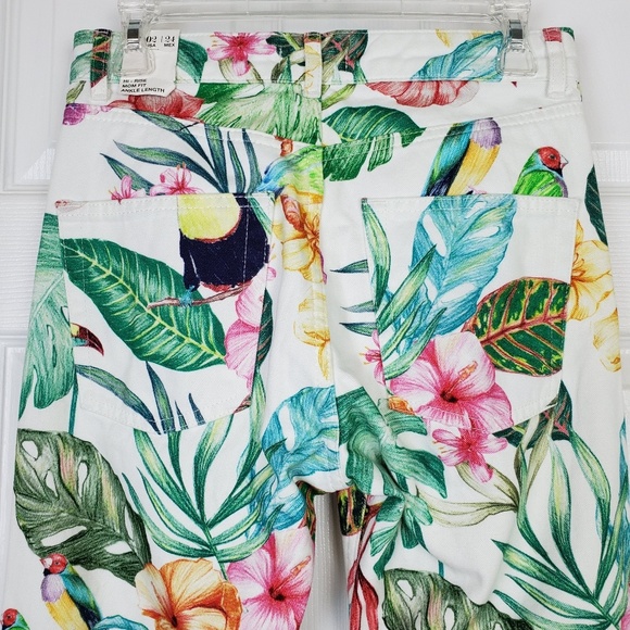 NWT zara mom style tropical bird  high rise Jeans - Picture 6 of 8